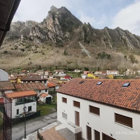 Ceraca アパート ポラ・デ・ソミエド